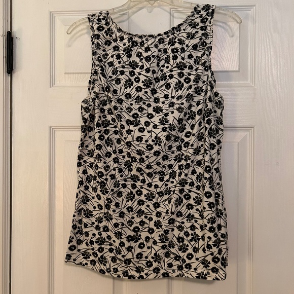 Floral print sleeveless shirt - Picture 1 of 3